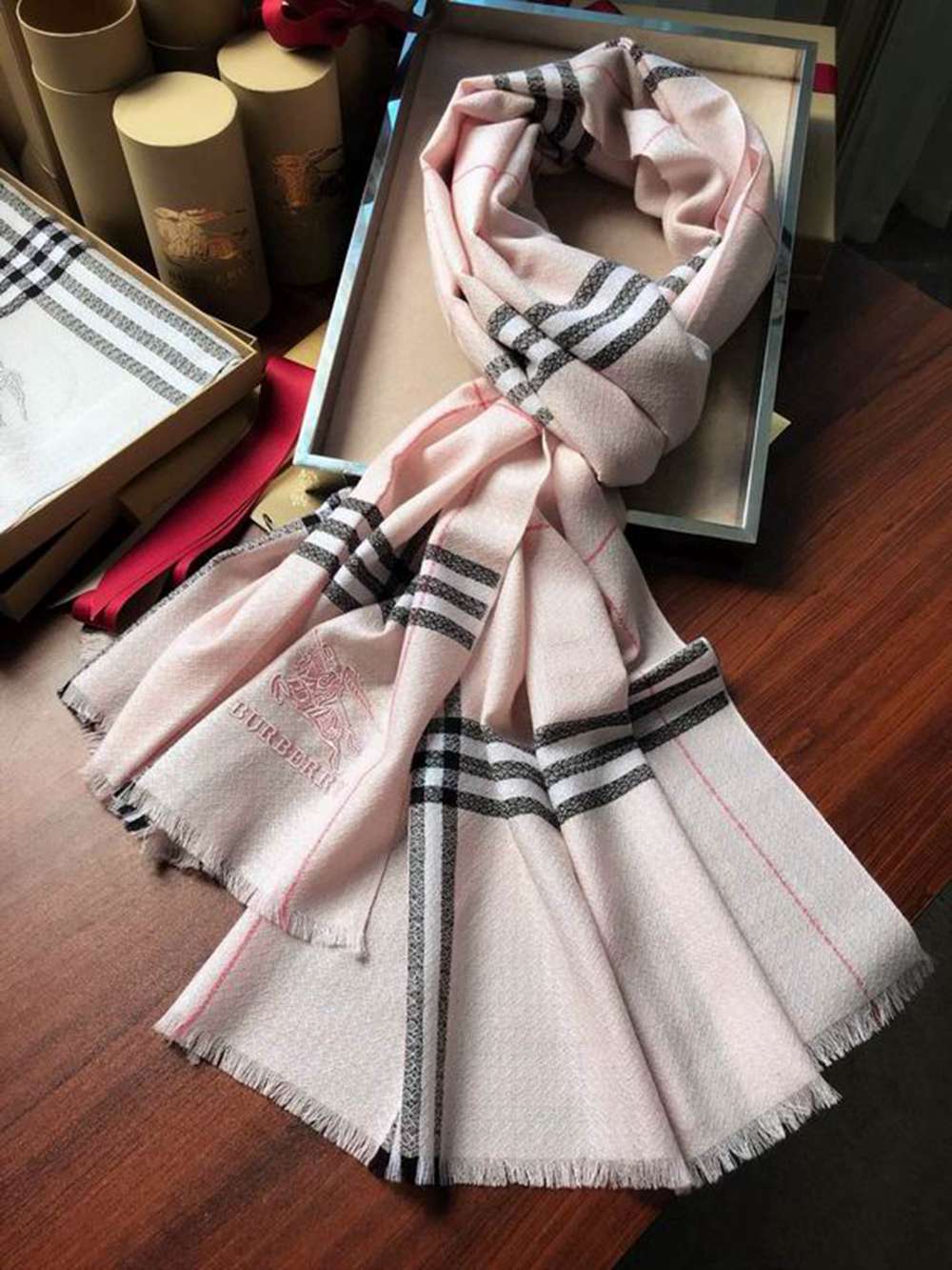 B**rry scarf